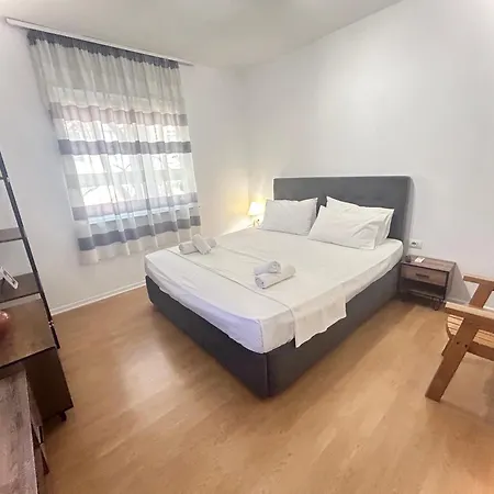 Budget Retreat 3* Тирана