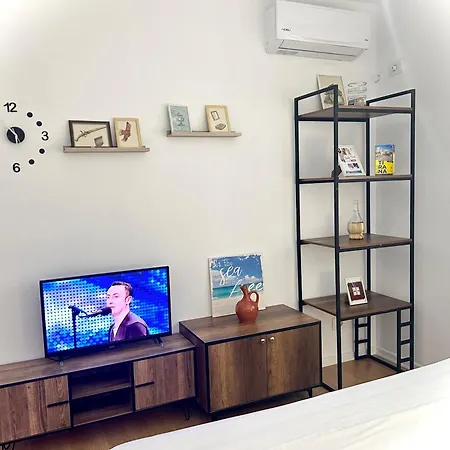 Budget Retreat 3* Тирана