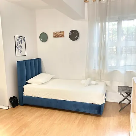 Budget Retreat 3*
